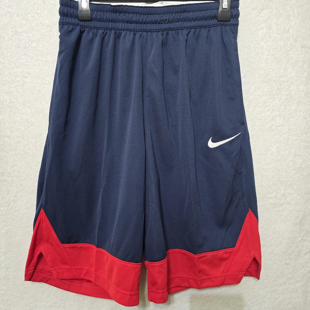 Nike Men's Athletic Shorts in Navy and Red - Picture 2 of 10